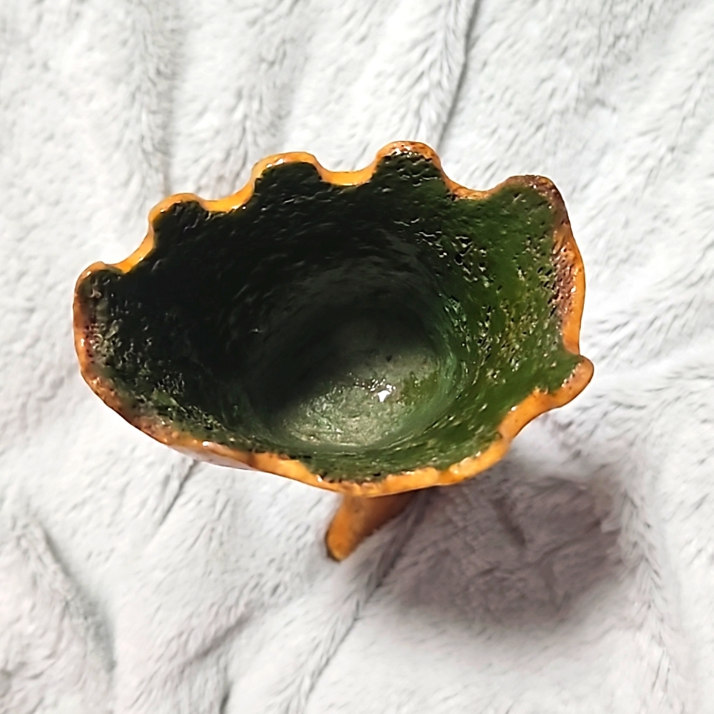 Unique Vase - Picture 3 of 7
